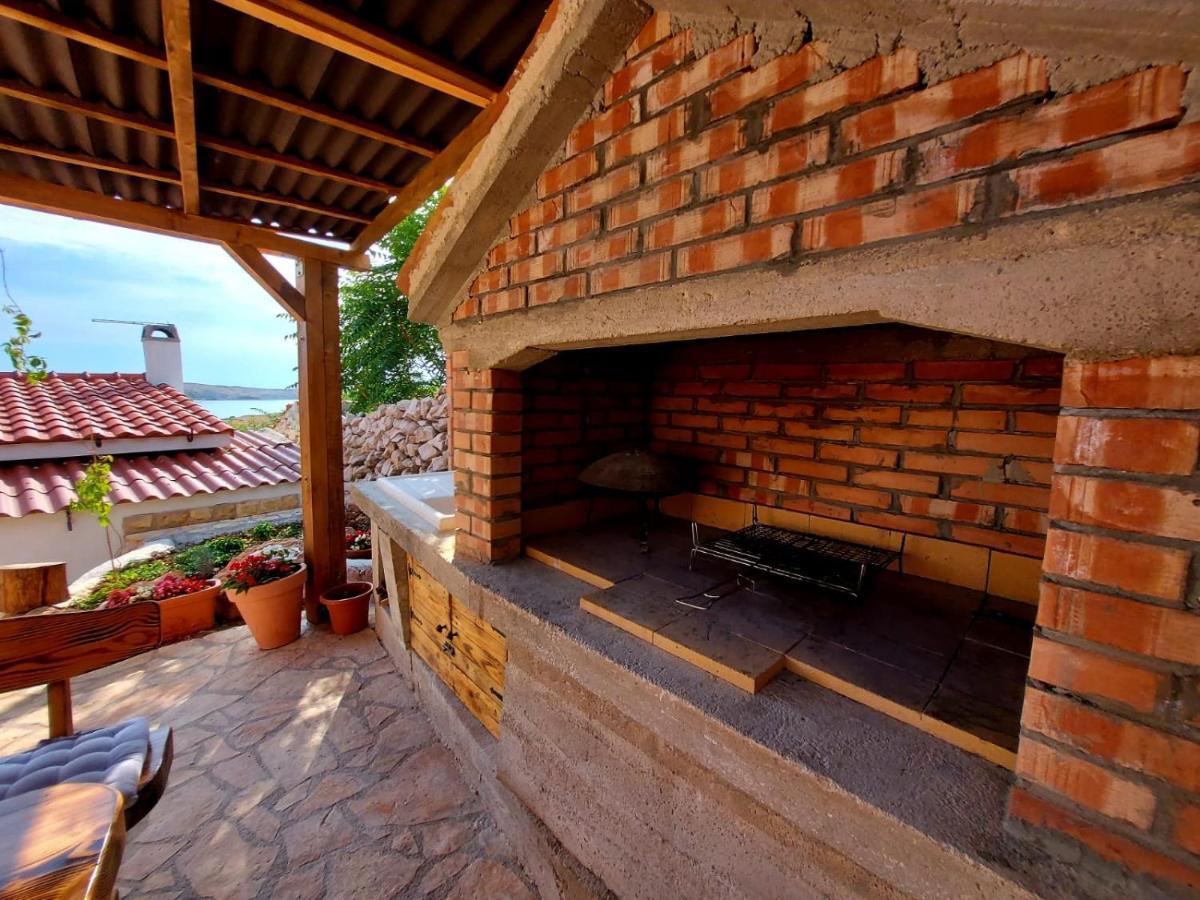 Holiday House Pag Zubovici Exterior photo